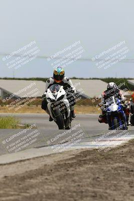 media/May-26-2025-Lets Ride (Mon) [[3bf1de1d65]]/B Group/1220pm (Wheelie Bump)/